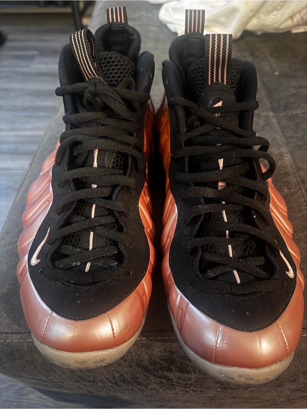 Nike Men's Sneakers - Black & Copper
